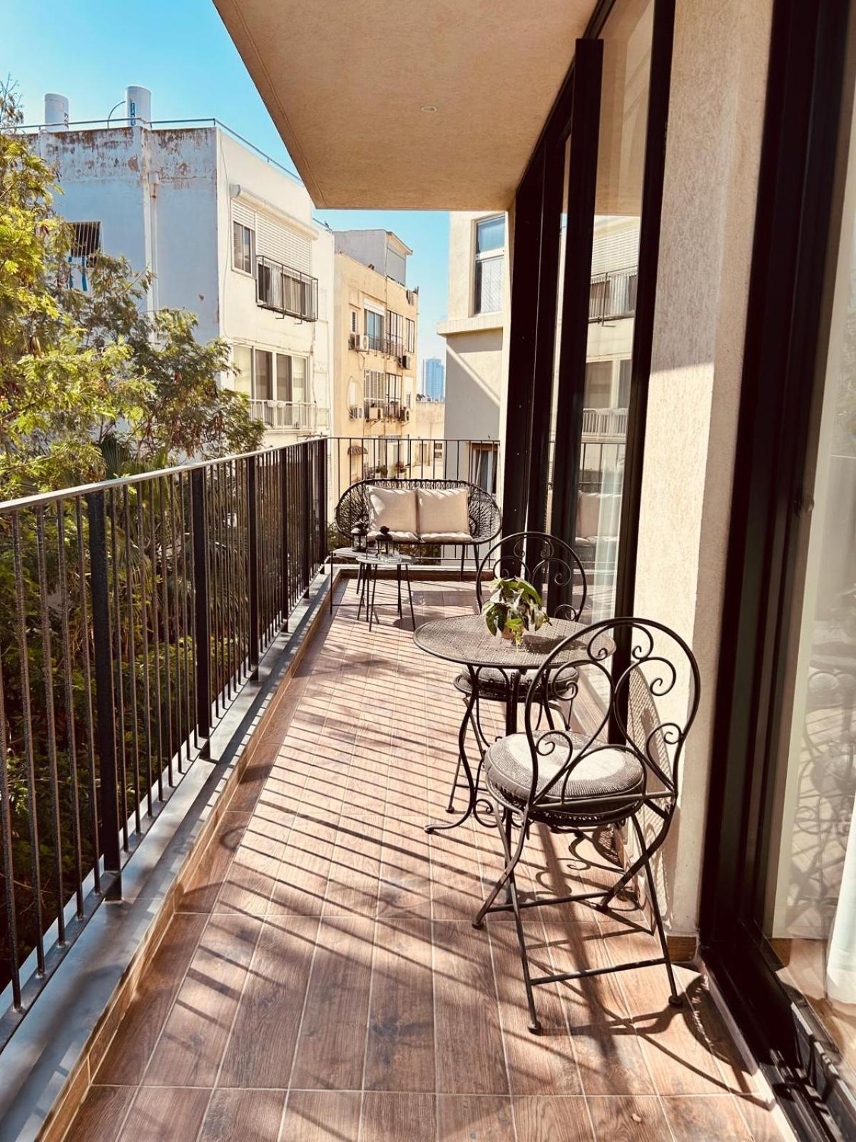 Tel-Aviv Center, Near The Beach, Terrace, 2 People Buitenkant foto